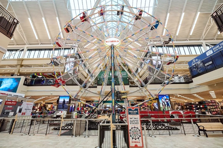 Free Summer Activities for Kids in Tulsa: Scheels Tulsa Woodland Hills Mall